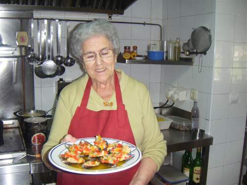 Luisa Fernández Echevarría, abuela y cocinera de la Posada Rural El Rincón de Cabrojo